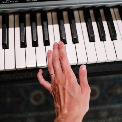PIANO CLEANING